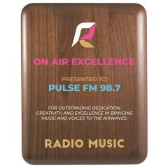 7 Inch X 9 Inch Elliptical Edge Round Corner Genuine Walnut Plaque