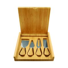 Bamboo Cheese Set With 4 Tools