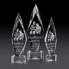 Manilow Award On Paragon Base 3D - Clear
