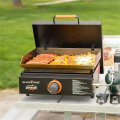 Blackstone OTG 17 Inch Tabletop Griddle With Hood